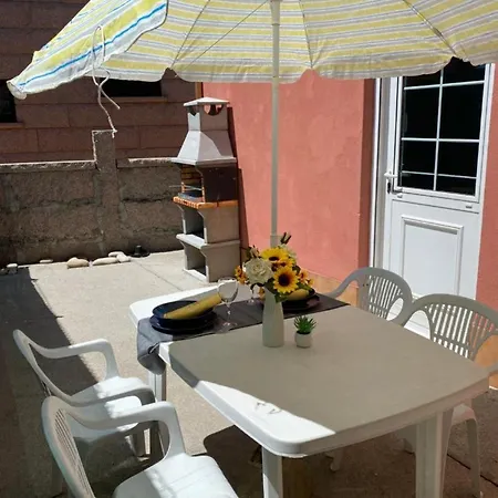 La Casita Alere In Playa With Patio And Barbecue Carnota